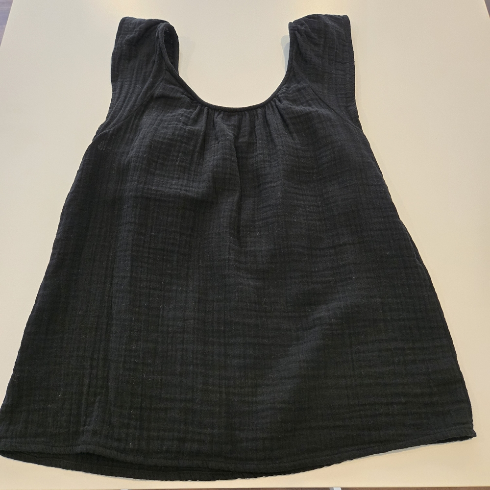 Black Sleeveless Top